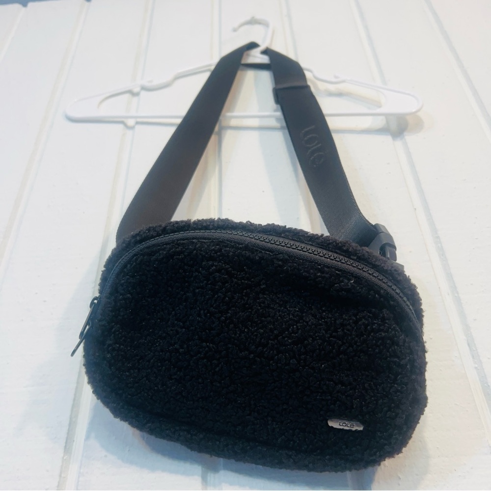 Lole Black Fleece Belt Bag